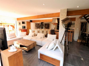 Inviting villa with hot tub in Lacanau 100m from the beach
